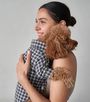 Koszula w paski dla psa – 100% bawełna, ręczne szycie w kolorze czarnym