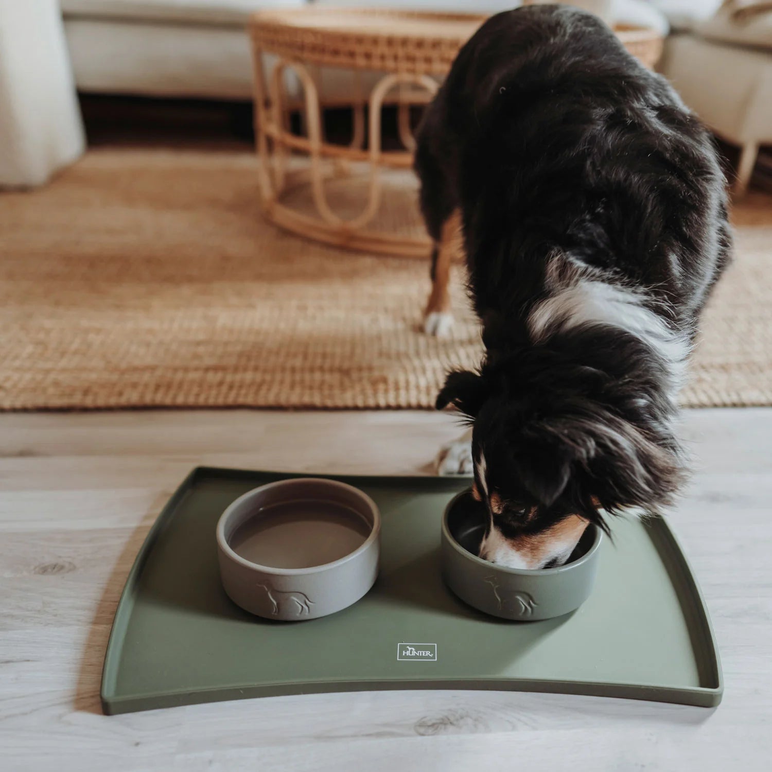 Hunter silikonowa podkładka pod miski Selection 48x30 cm