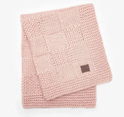 Kocyk dla psa „Chess” – kolor pudrowy (50 × 70 cm)