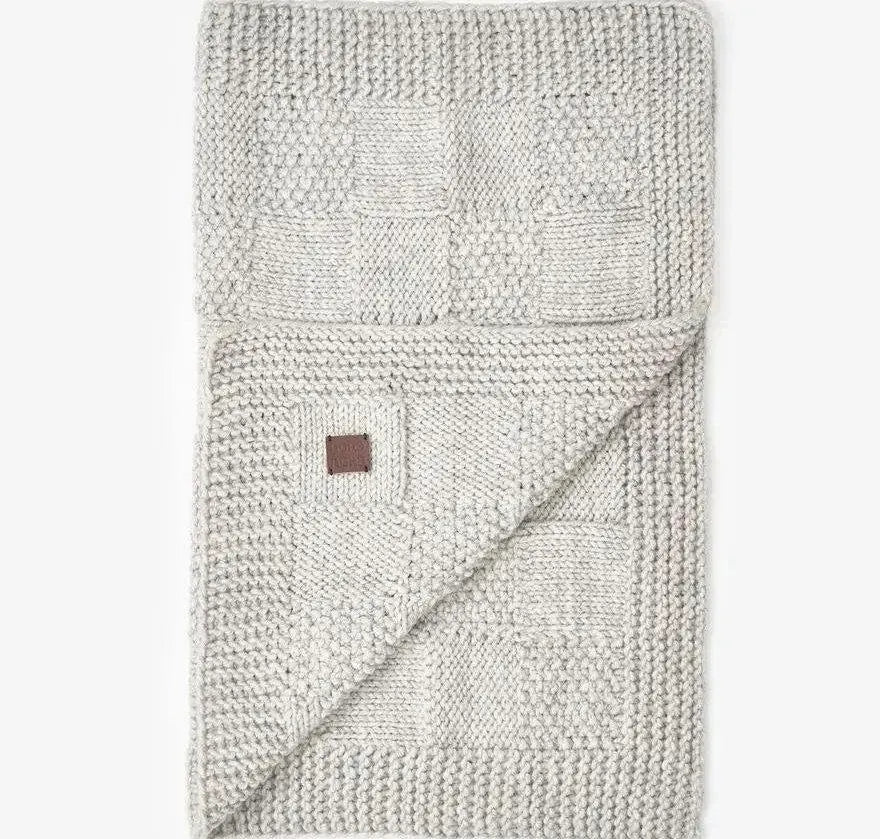 Kocyk dla psa „Chess” – kolor szary (100 × 80 cm)