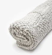 Kocyk dla psa „Chess” – kolor szary (100 × 80 cm)